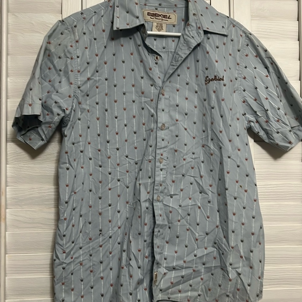 Men’s dress shirt